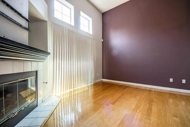 Building Photo - 144 Chetwood Dr