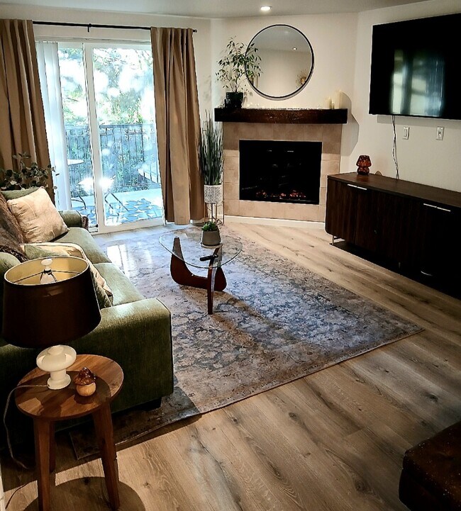 Foto del edificio - 720 NW 185th Ave