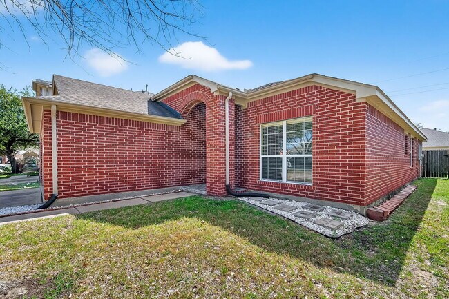 Foto del edificio - 9830 Lynette Falls Dr