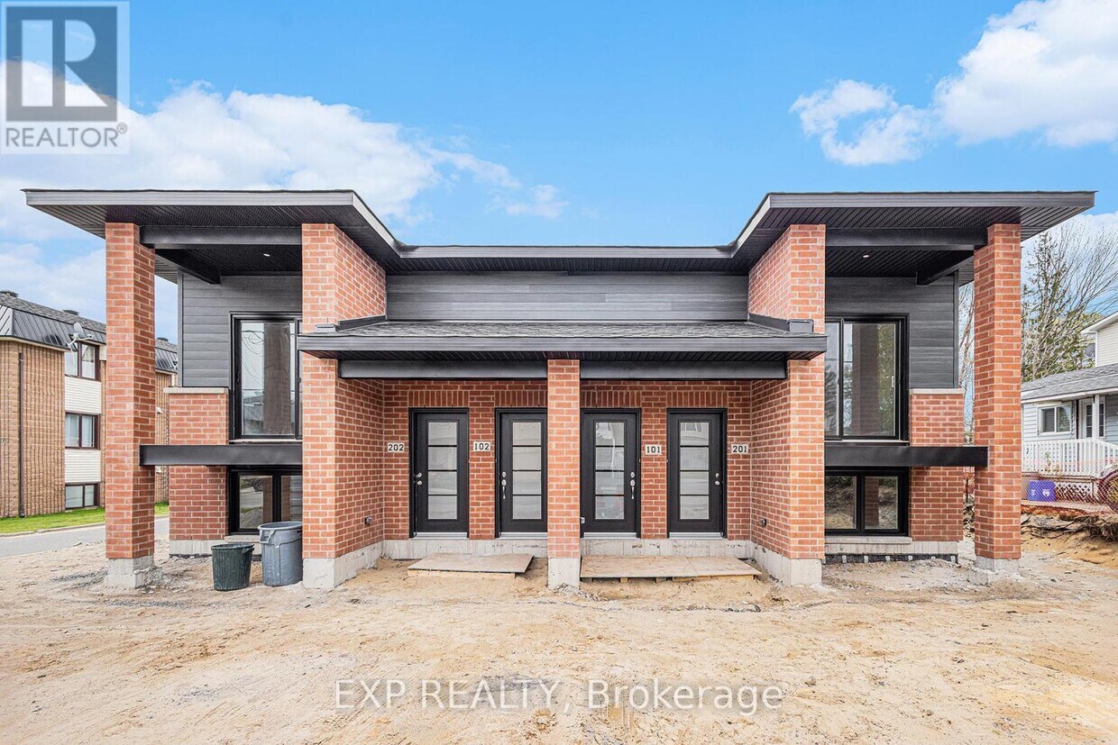 Photo principale - 897-897 Laurier St