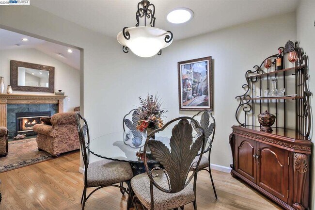 Foto del edificio - 3 br, 2 bath House - 4726 Wadsworth