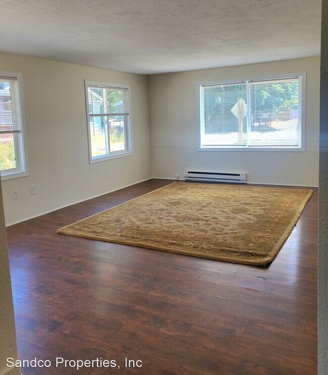 Building Photo - 5 br, 1.5 bath House - 5836 S Stevens St