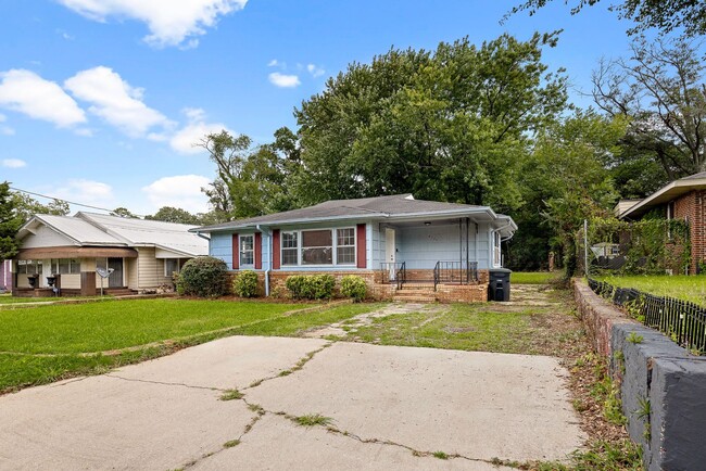 Building Photo - 5721 Monte Sano Rd