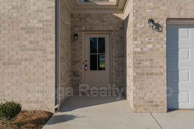 Building Photo - 45 Red Oak Ct