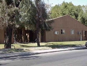 Building Photo - Pepperwood Condos