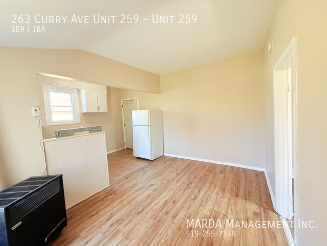 Photo du bâtiment - COZY 1-BEDROOM/1BATH MAIN FLOOR APARTMENT+...