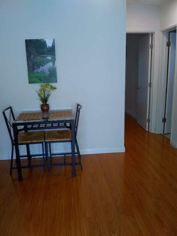 Foto principal - 2639 Dobinson St