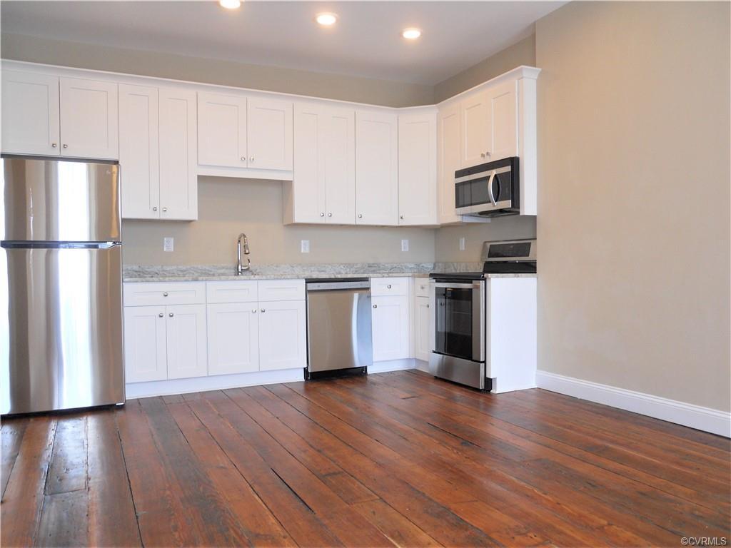 Foto del edificio - 233 N Sycamore St