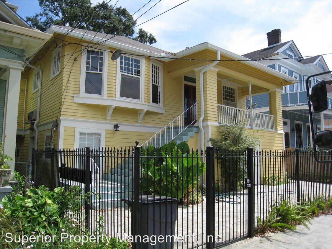 Primary Photo - 1921 General Taylor St