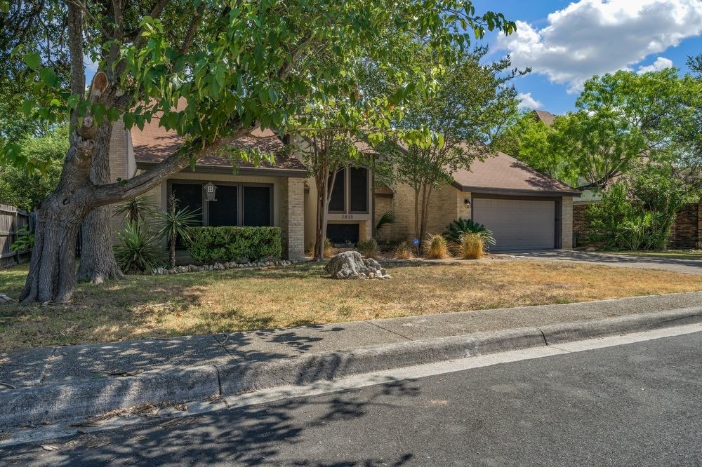Primary Photo - 2835 Quail Oak St San Antonio TX 78232
