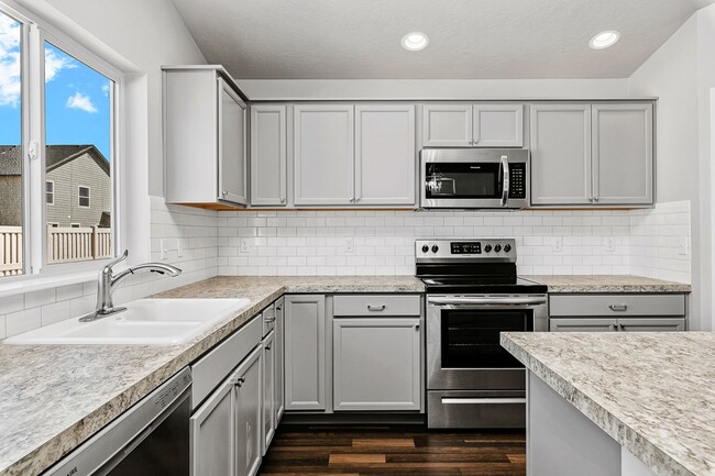 Building Photo - Beautiful 4 Bedroom, 2 Bath Single Level Home in Kuna!