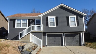 Building Photo - 621 N Downey Ct