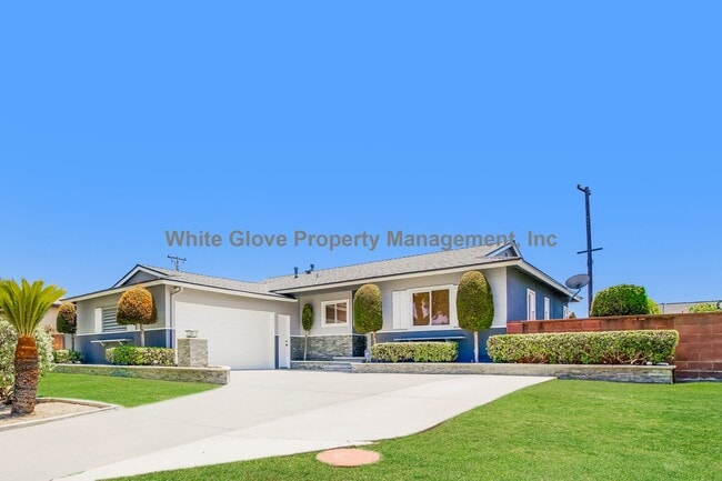 Photo - Spacious Fullerton 4BD Home with Dual Living Areas, Updated Kitchen & Screened Patio