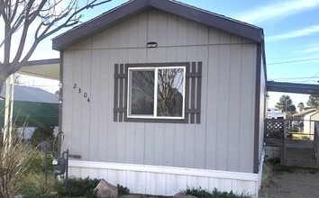 Building Photo - 2304 E John L Ave