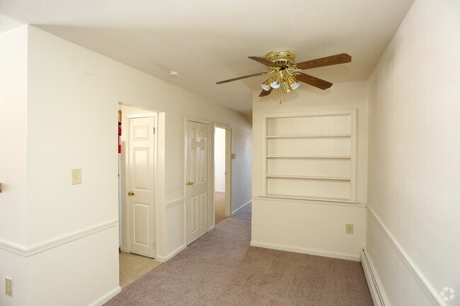 Colonial Gardens Apartments - Morrisville, PA | Apartments.com