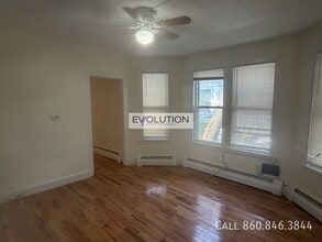Building Photo - 209 Pearl St