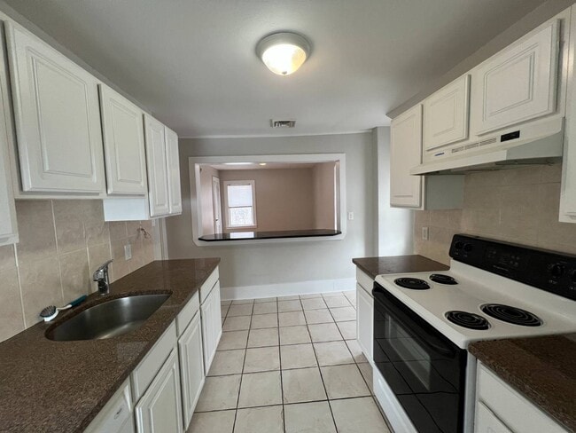 Foto del edificio - 1226 Wendell Ave