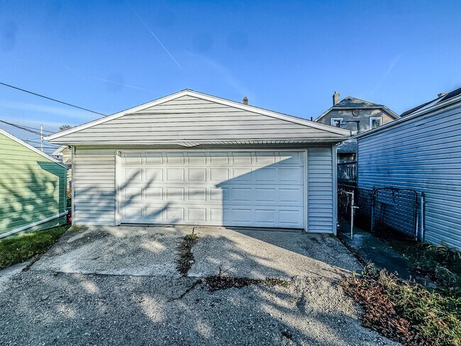 Building Photo - 1508 Remington St