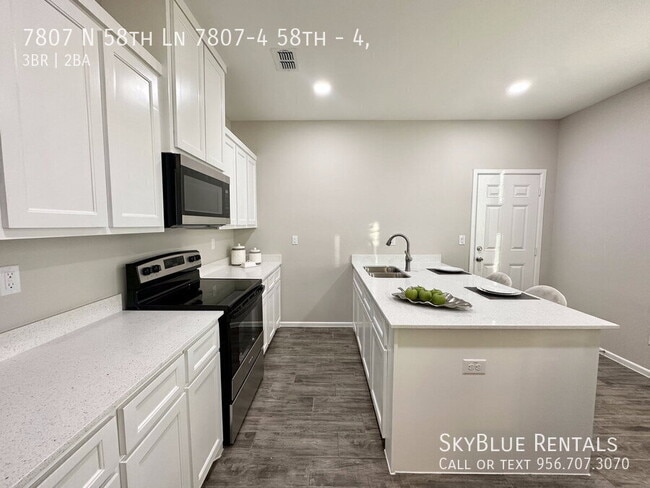 Foto del edificio - 7807 N 58th Ln