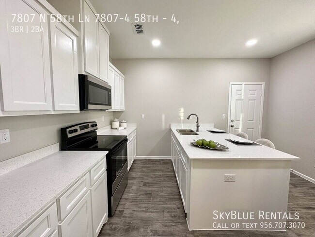Building Photo - 7807 N 58th Ln