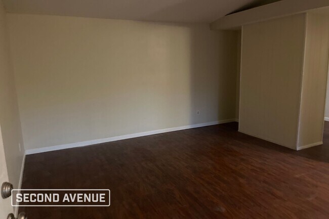 Foto del edificio - 2280 Cherry Ln