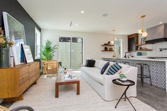 Foto del edificio - 11600 Pearl Pl