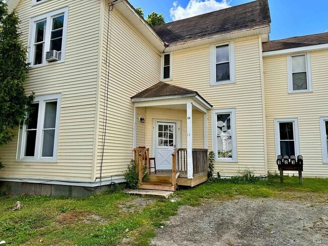 Exterior Image - 14 Willow St