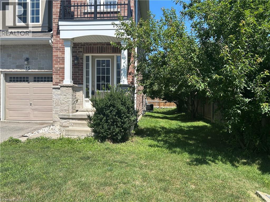 Photo du bâtiment - 90 Raymond Rd