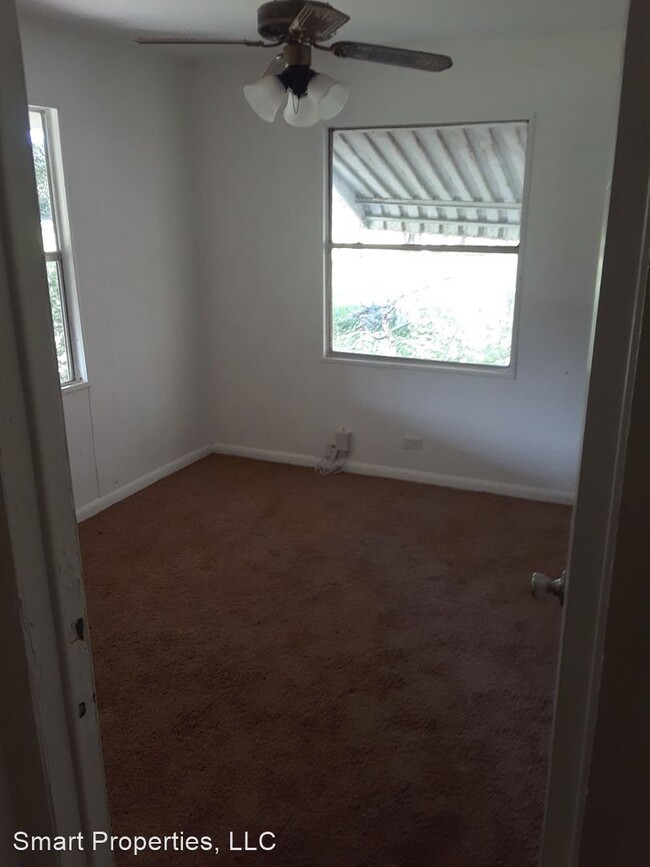 Building Photo - 2 br, 2 bath House - 5355 Kathleen Rd #3
