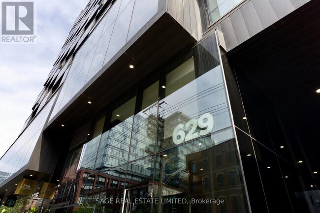 Photo du bâtiment - 629 King St W