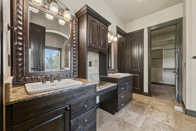 Foto del edificio - 1356 S Hidden Island Pl