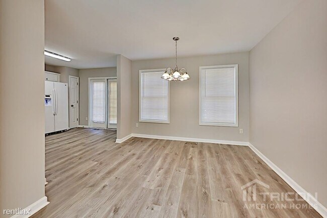 Building Photo - 6230 Queensdale Dr