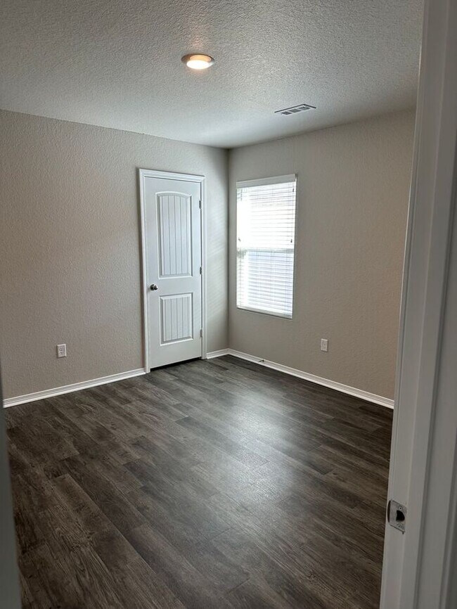Building Photo - BRAND NEW Four Bedroom | Two Bath Home in ...