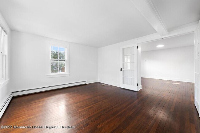 Foto del edificio - 127 Hudson Ave