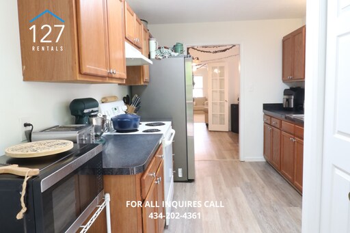 Foto del edificio - Conveniently Located Single Family Home with lots of space!