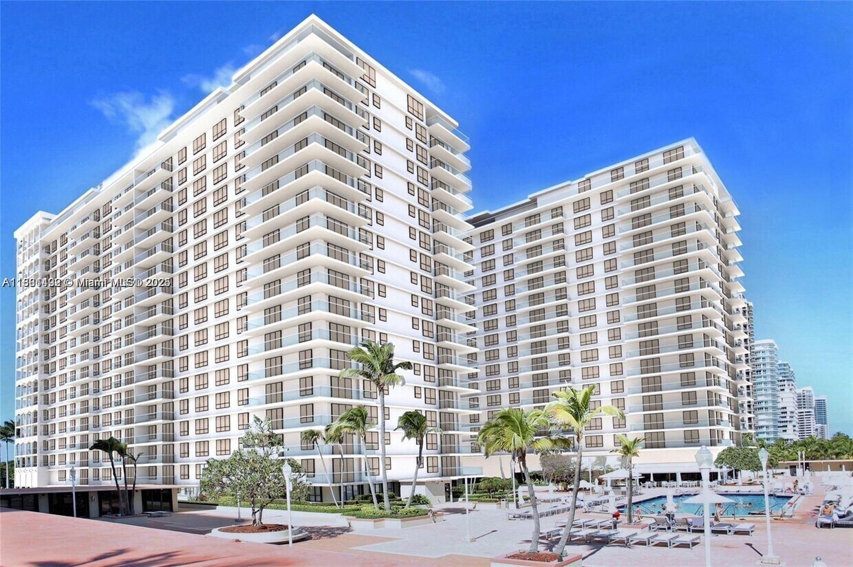 Primary Photo - 9801 Collins Ave