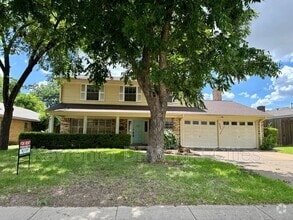 Building Photo - 2505 Crestview Cir