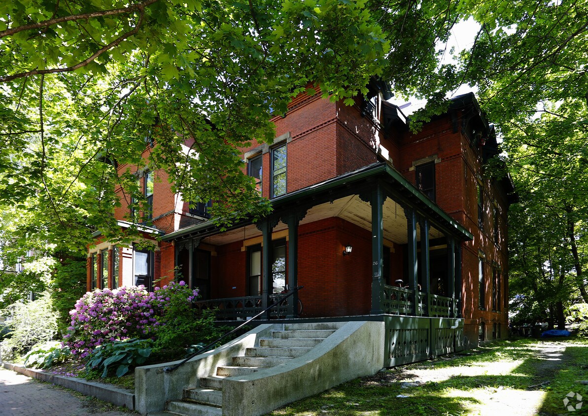 26 Deering St, Portland, ME 04101 Apartments in Portland, ME