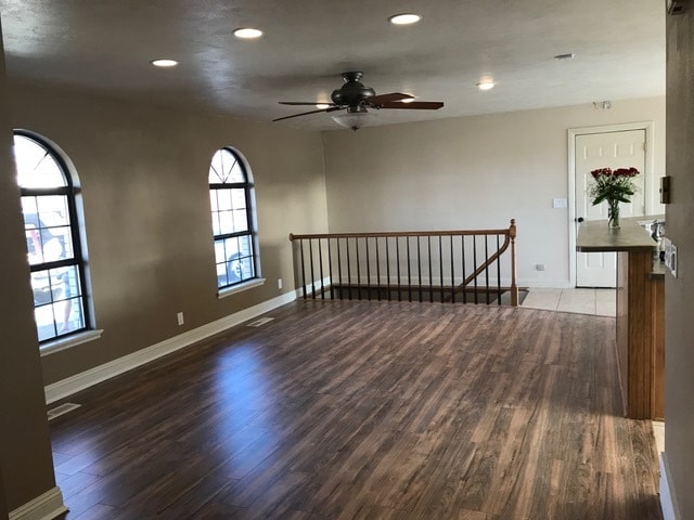 Building Photo - 1321 Southwind Dr