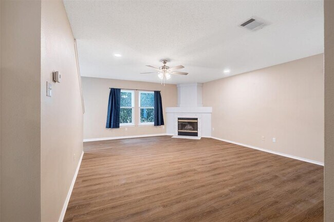 Building Photo - 2507 Byfield Dr