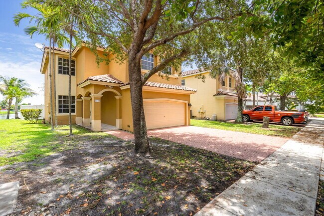 Foto del edificio - 5149 SW 137th Ave