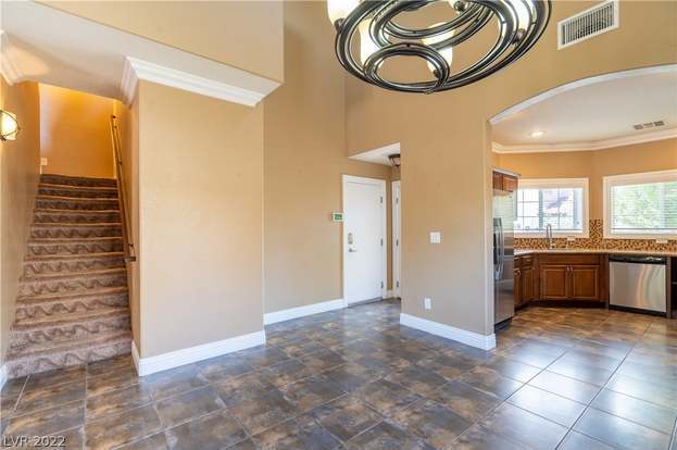 Foto del edificio - 9145 Sunken Meadow Ave