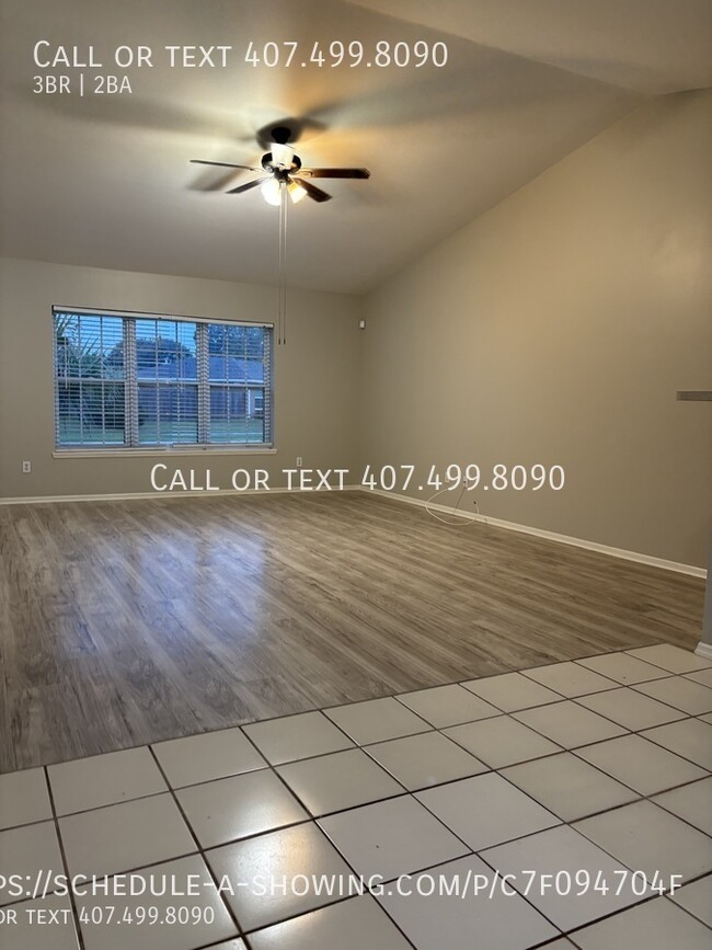 Building Photo - 490 Kentucky Woods | $1995 | 3 beds, 2 ful...