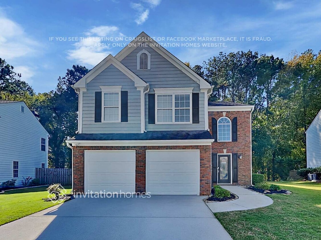 Primary Photo - 1055 Crabapple Lake Cir