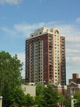Building Photo - 1529 S State St