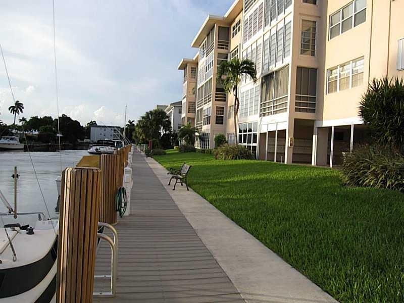 Foto principal - 1481 S Ocean Blvd