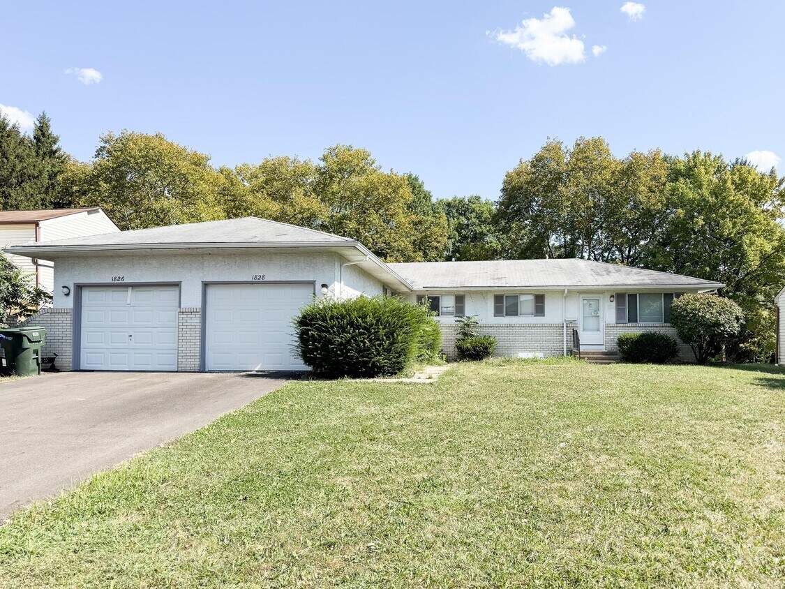 Foto principal - 1828 Bairsford Dr