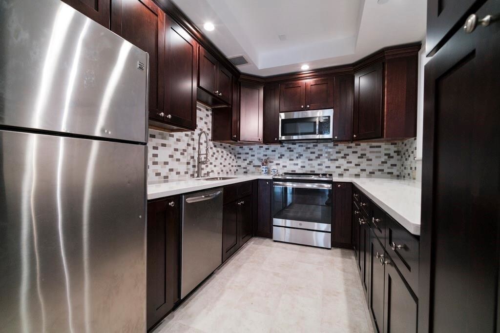 5100 San Felipe St Unit 104, Houston, TX 77056 Condo for Rent in