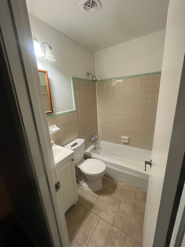 Foto del edificio - 4060 Elizabeth Park Ct