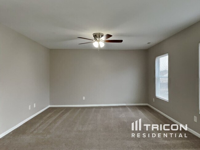 Foto del edificio - 478 Kerriann Ln